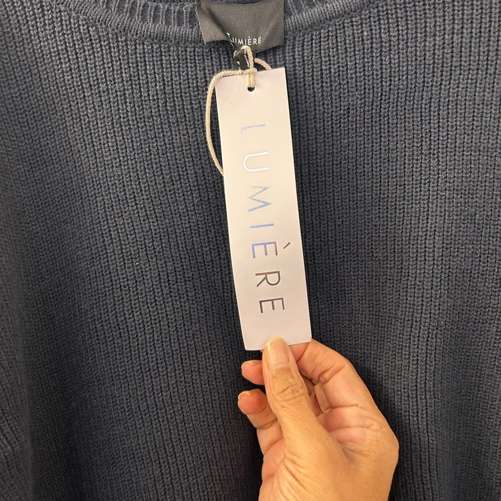 Lumiere cold shoulder Medium Navy Sweater